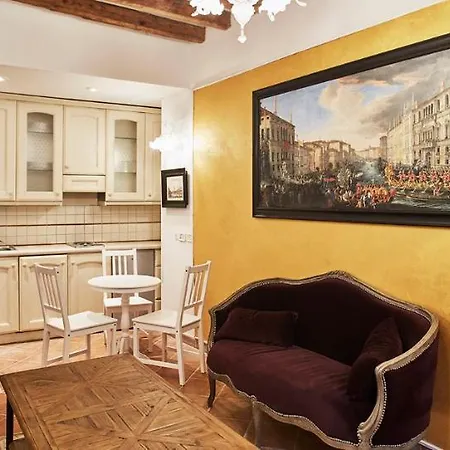 San Barnaba On The Canal * 베니스